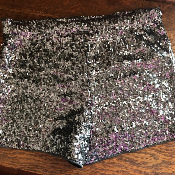 Forever 21 Pants - Forever 21 Pewter Sequin Short Shorts